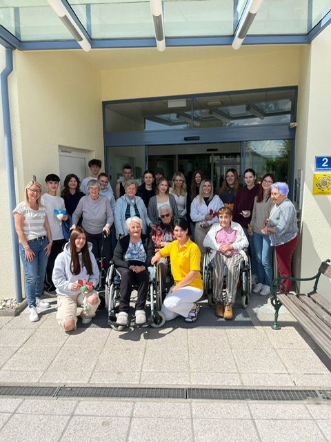 Besuch PBZ Schrems Gruppenfoto